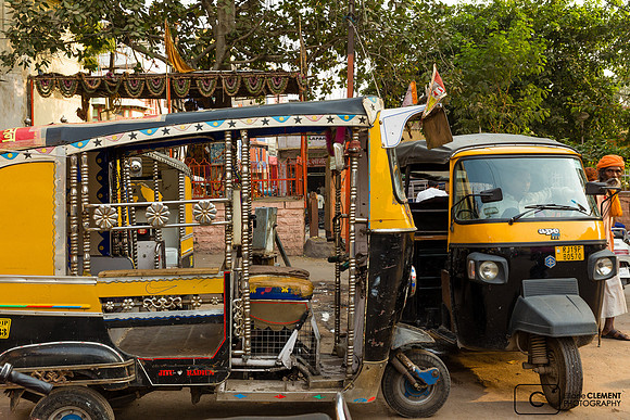 Jodhpur: tuc-tuc attendant le client