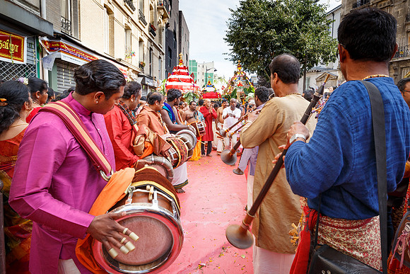 Parade, rue Pajol