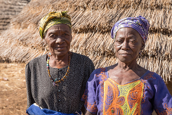 Honorine Bonang et Anne Marie Bindia
