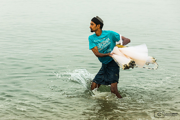 Pêche à l'épervier à Marari Beach