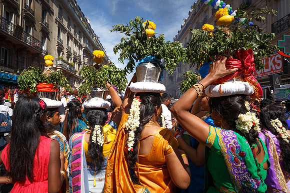 Porteuses d'offrandes