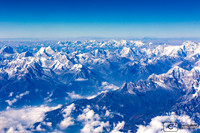 Survol de l'Himalaya avant Paro