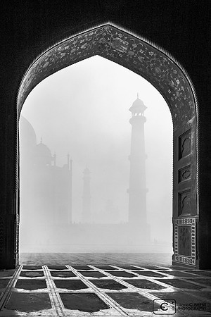 Le Taj vue de la mosquée